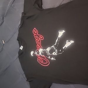 An Xl black Michael Jordan t-shirt